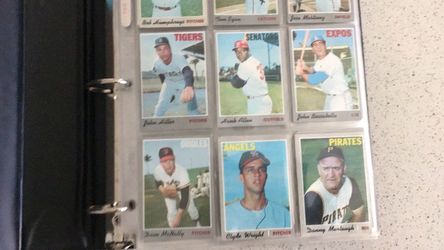 1970 Topps baseball cards lot in binder