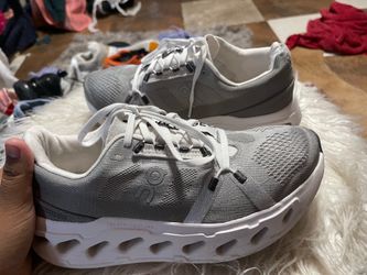 On Men's Cloudeclipse running shoes in the Alloy/White colorway, featuring a distinctively thick maximalist midsole.