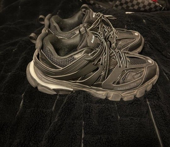 Balenciaga Tracks