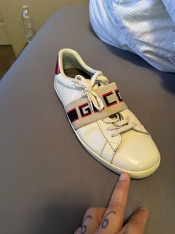 Size 9 Gucci Men’s Shoes 