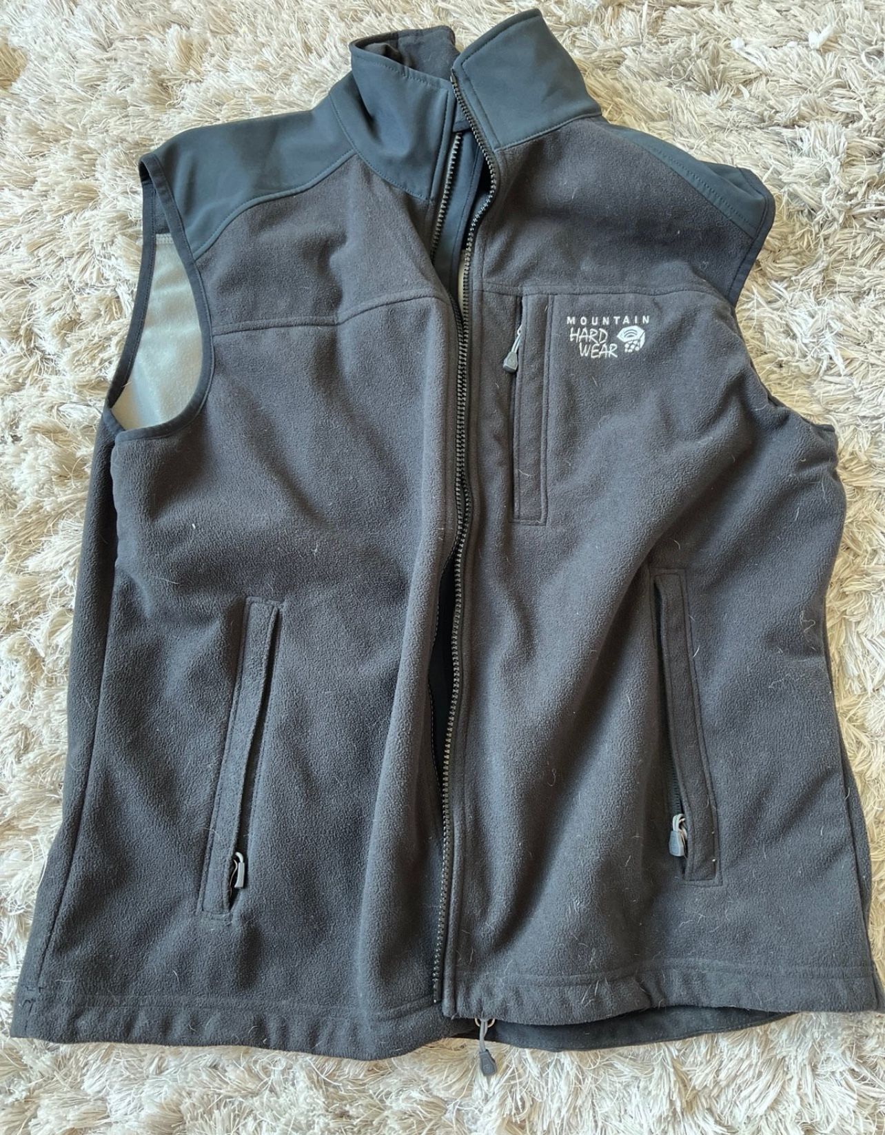 Mountain Hardwear Black Vest Size L