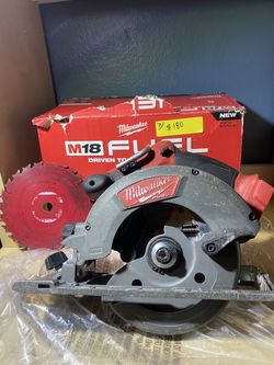 Milwaukee FUEL Circular Saw