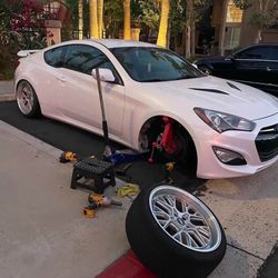 Fender Rolling And Suspension Wheel Tires Turbo Honda BMW Fox body Rsx 350z G35 Evo M340i Obs Tesla Miata R34 5x114 4 Lugs Acura Evo Sti Supra Ctsv 