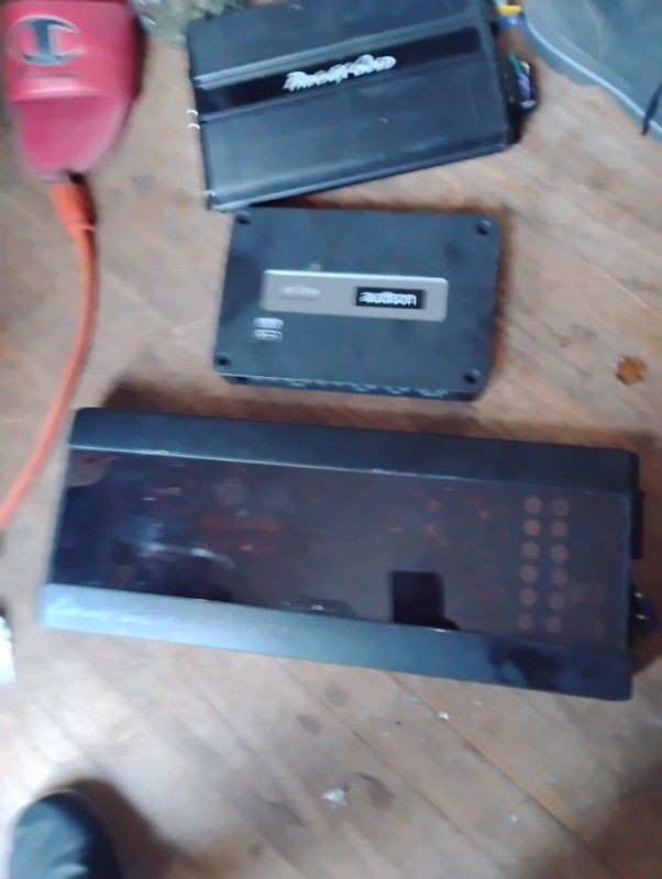 Phoenix Gold Amp $2,000 New $1,000 OboPhon