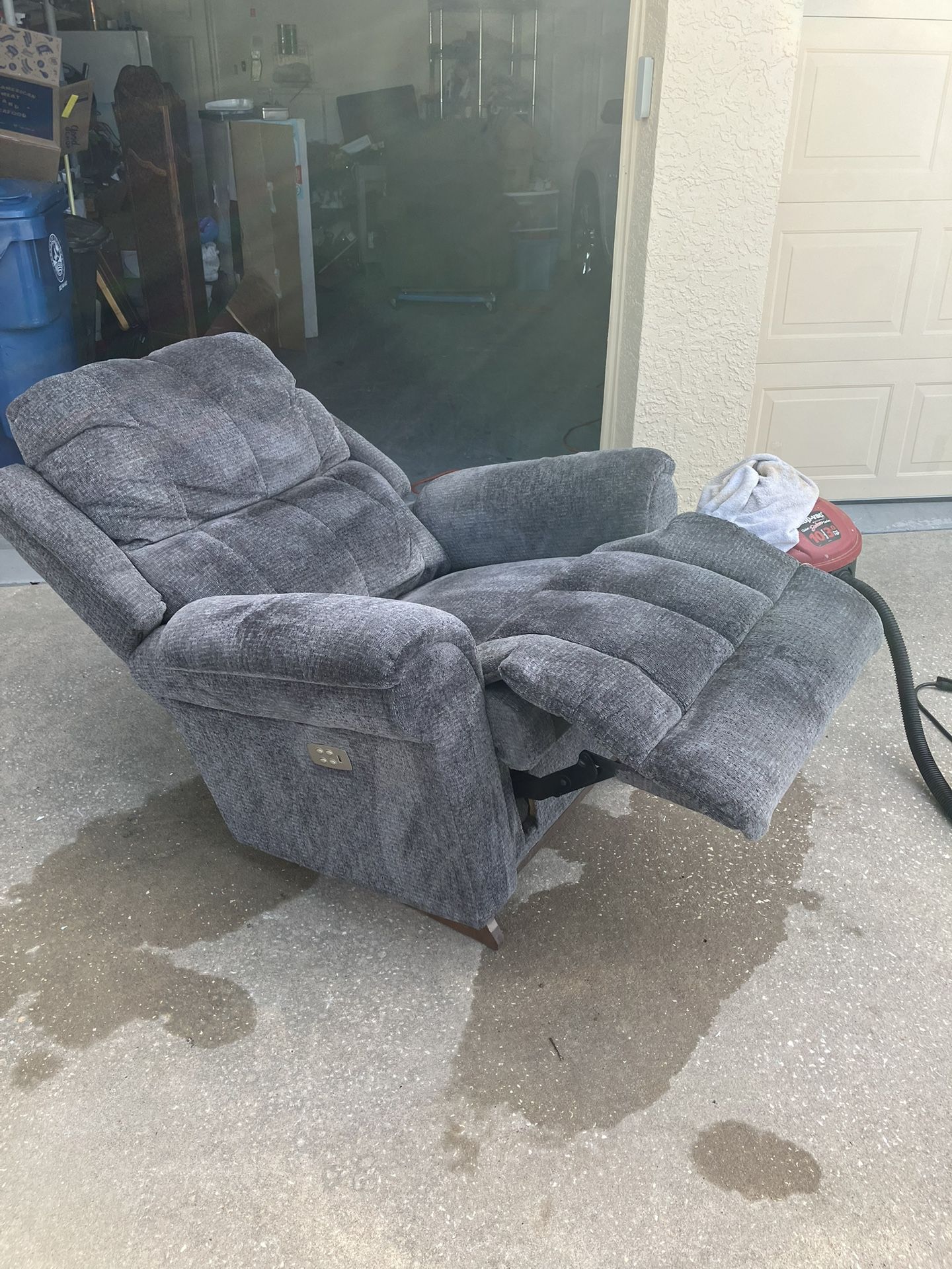 Recliner(electric)