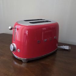 SMEG 2-Slice Toaster