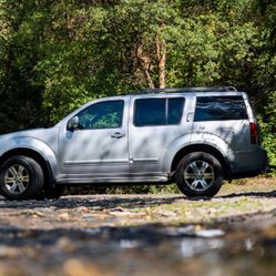 2010 Nissan Pathfinder