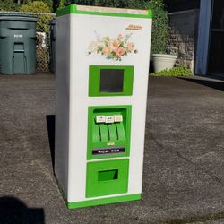 Vintage McKinley Rice Dispenser Box