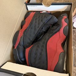 Jordan 13  Breds size 6y