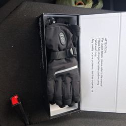 Snow Deer  Heated Gloves With Cords Brand New In Box