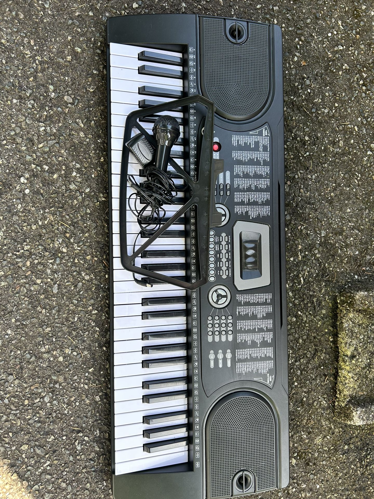 Keyboard w/ stand