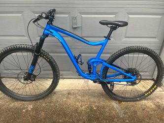 Giant 29x2 full suspension mtn bike XL