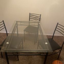 Kitchen Table And Chairs 