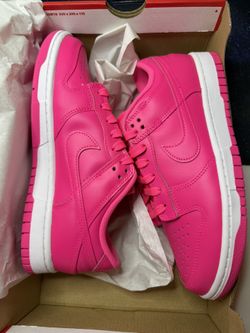 Women’s Nike Dunk Low 8.5