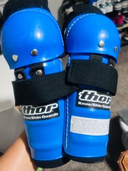 Chin guards like new