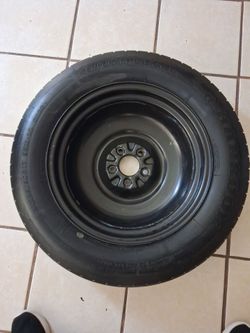 Spare tire/ llanta de refacción