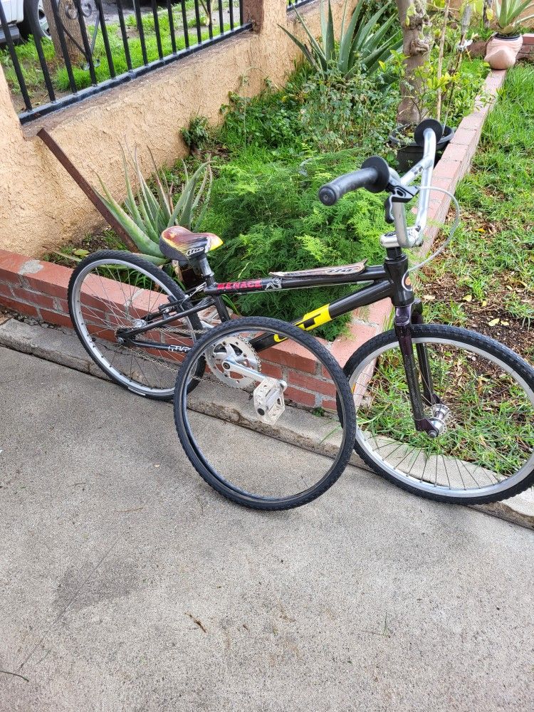 GT Bmx 20x1 Racing Aluminum Carbon Bike Old School Good Condition