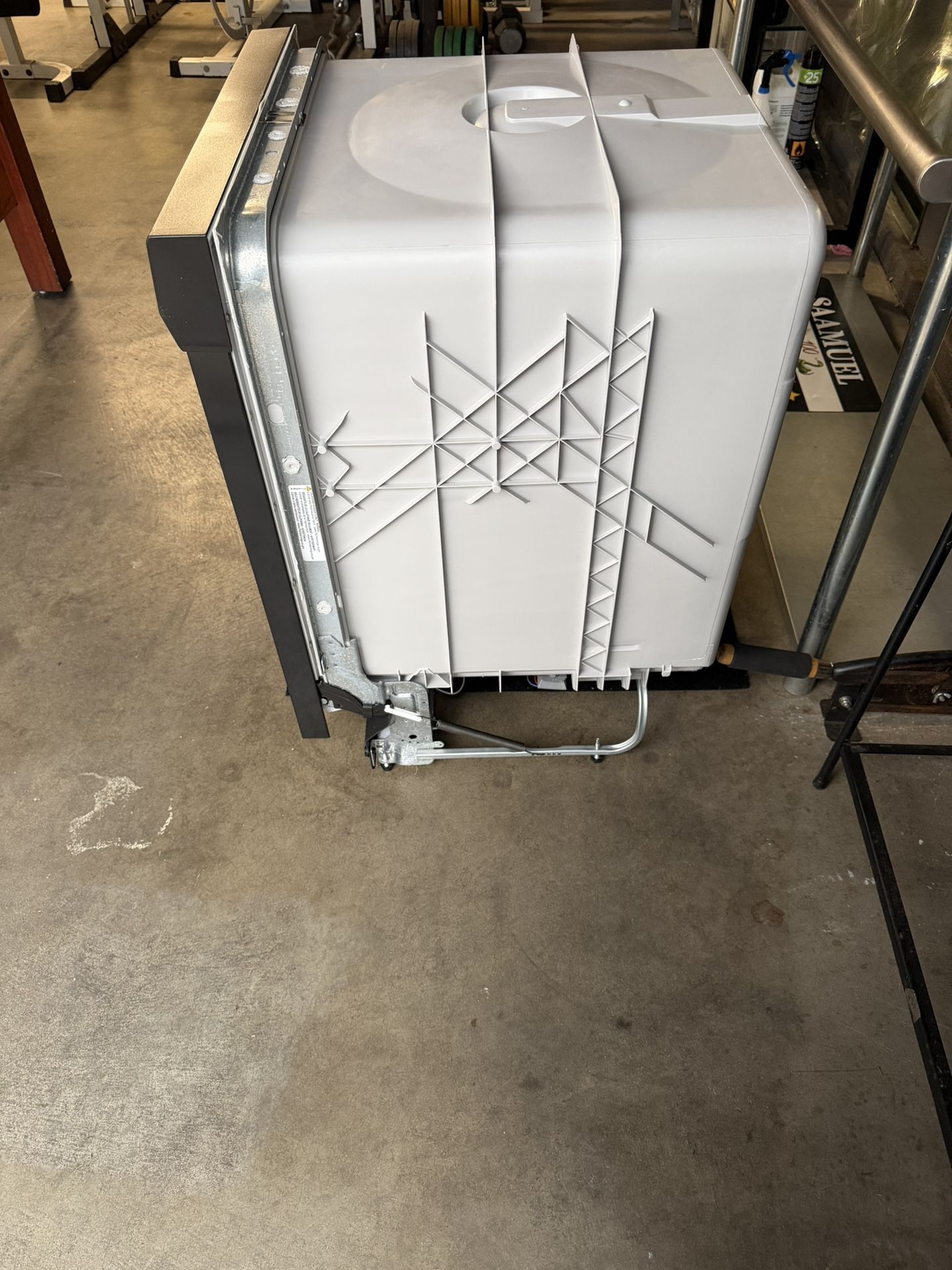 Whirlpool 24 Inch Dish Washer Front Control