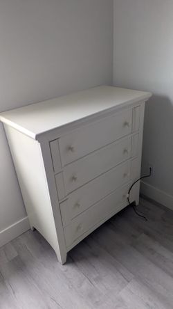 Drawer dresser white