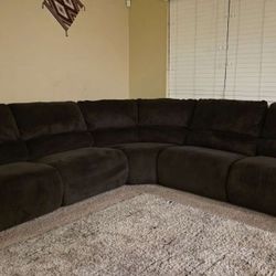 Sectional couch