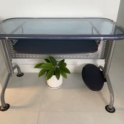 Computer Desk, 47” Wide Home Office Desk with Large Glass Top For Gaming Study Or Laptop Table