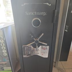 Sanctuary Reserve 14 Gun Gun Safe