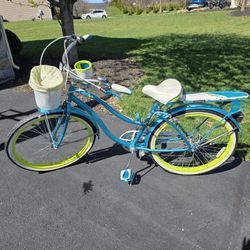 Huffy Northwind Teal and Yellow Cruiser Bicycle