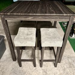 High Top Dinning Table For 4 With 4 Stools