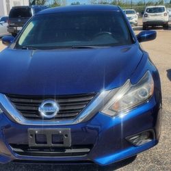 2017 Nissan Altima From $ 1490 Down