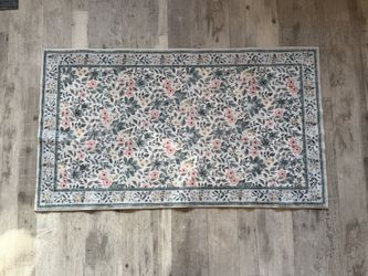 Floral Area Rug 