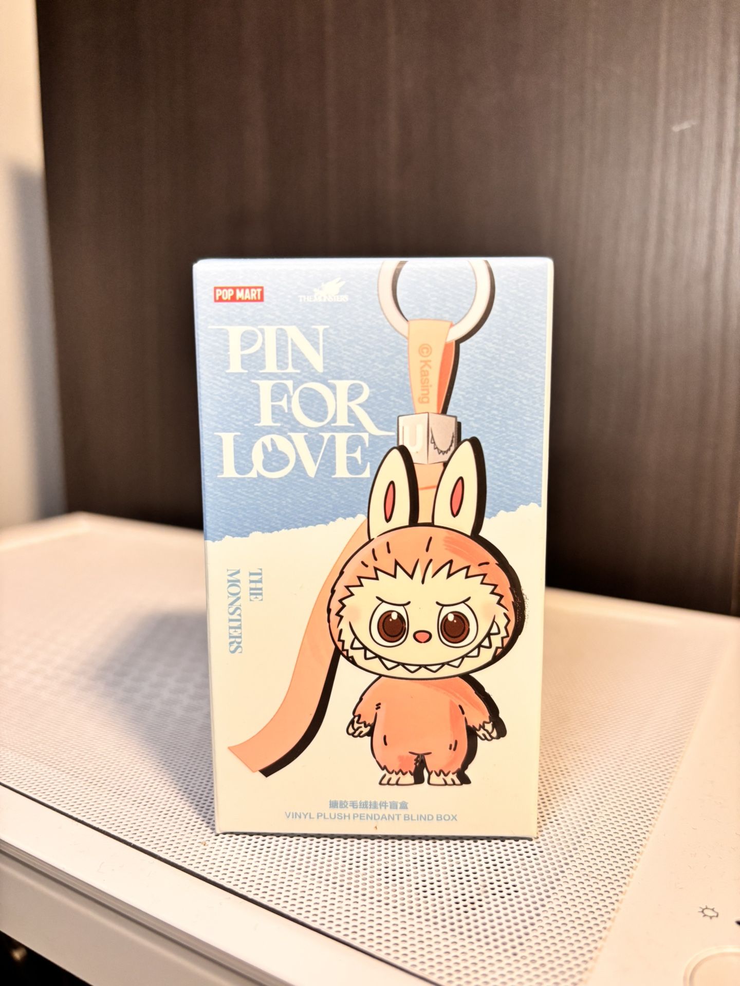 POPMARTLabubu Pin For Love N-Z Blind Box