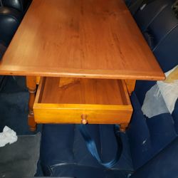 PENNSYLVANIA WW COFFEE TABLE