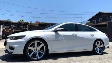 Strada Wheels Coda Chrome 20X8.5 /22X9/24X10 5x114 / 5x115 / 5x120 / 5x127 / 5x139  6x135 / 6x139 (According to Vehicle)Check Price