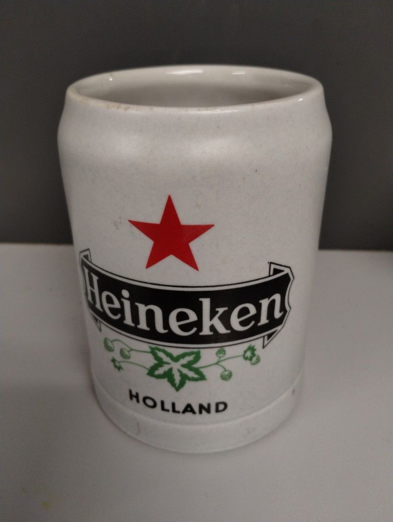 Large Vintage "HEINEKEN" Holland Beer Mug/Stein - Ceramarte Brazil.
Great shape. Normal wear