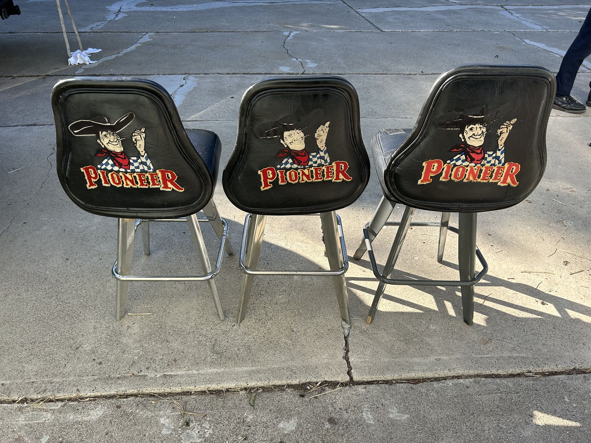 Vintage Pioneer Bar Stools – Set of 3