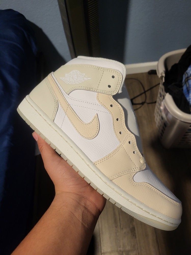 Jordan 1 Mid White Guava Ice-Sea Glass
