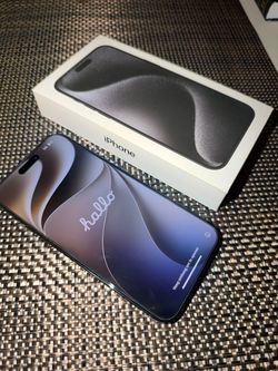 iPhone 15 Pro Max - 512GB - Black Titanium (Unlocked / Factory Reset)