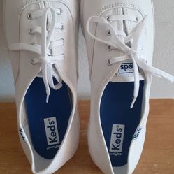 New Keds white canvas sneakers