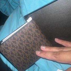 $40 Men’s Mk Wallet New