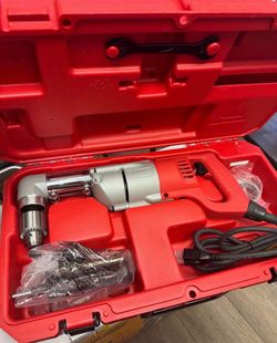Milwaukee 7 Amp Corded 1/2 in. Corded Right-Angle Drill Kit with Hard Case
