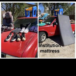 OBO, SW 77036, Mountain Of Stuff  $25 toy Train TABLE, leather arm Chair, more