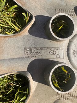 Toyota hubcaps