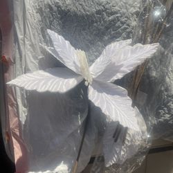 ARTIFICIAL WHITE FLOWER 