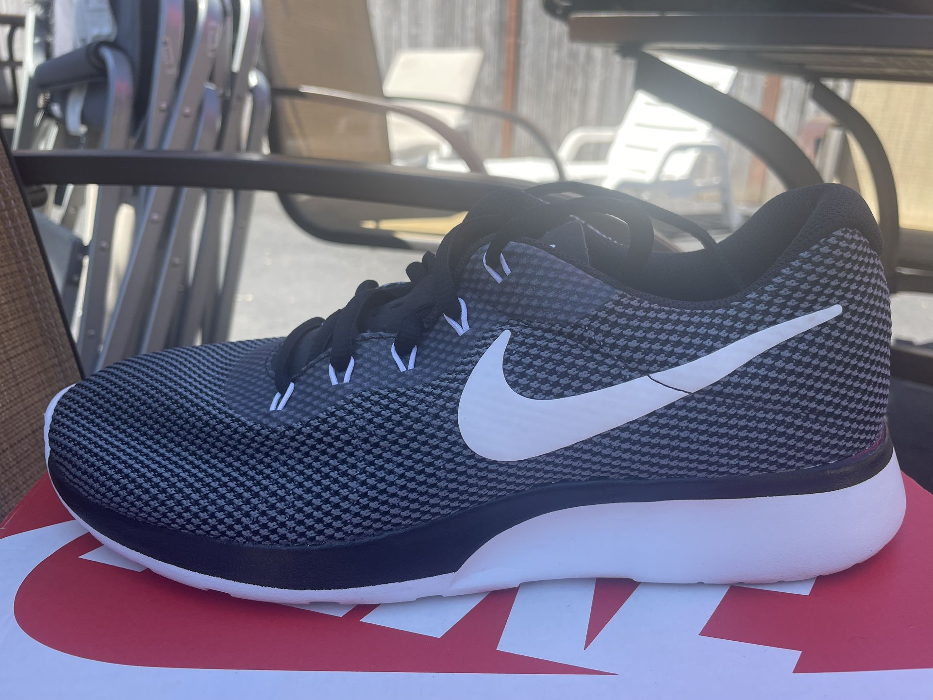 Men’s Nike Tanjun Racer 9