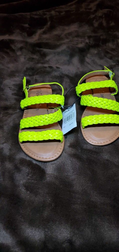 Girls Sandals Size 12/13