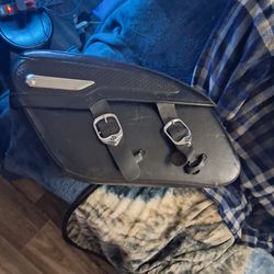 Harley Davidson saddle bags (2) left & right