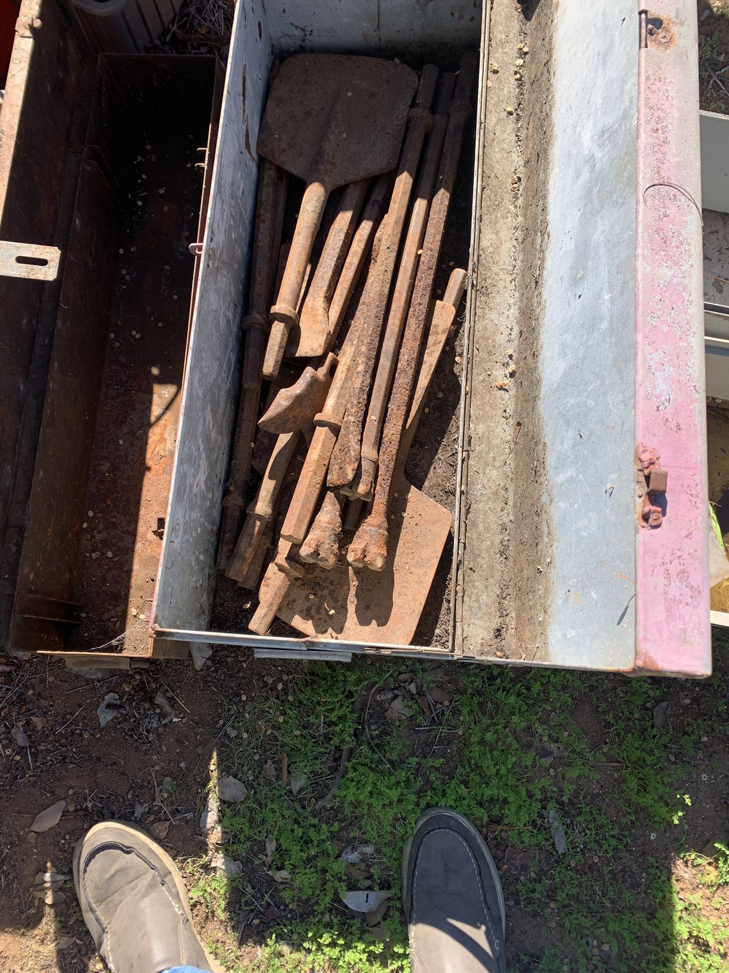 90lb Jackhammer Points-approximately 10