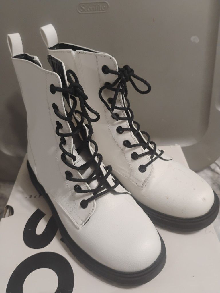 Combat Boots