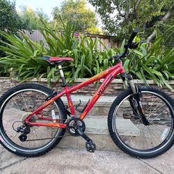 Specialized Hardrock Sport Bike