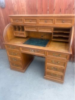 Roll top desk & office chair $250